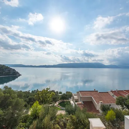 Seaview Villa
