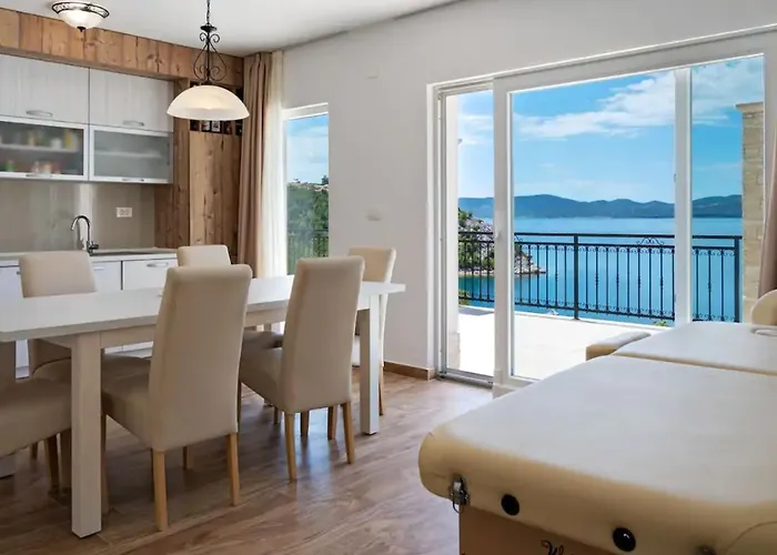 Seaview فيلة بلوتشي