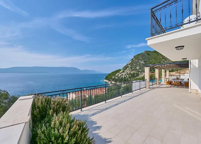 Seaview بلوتشي
